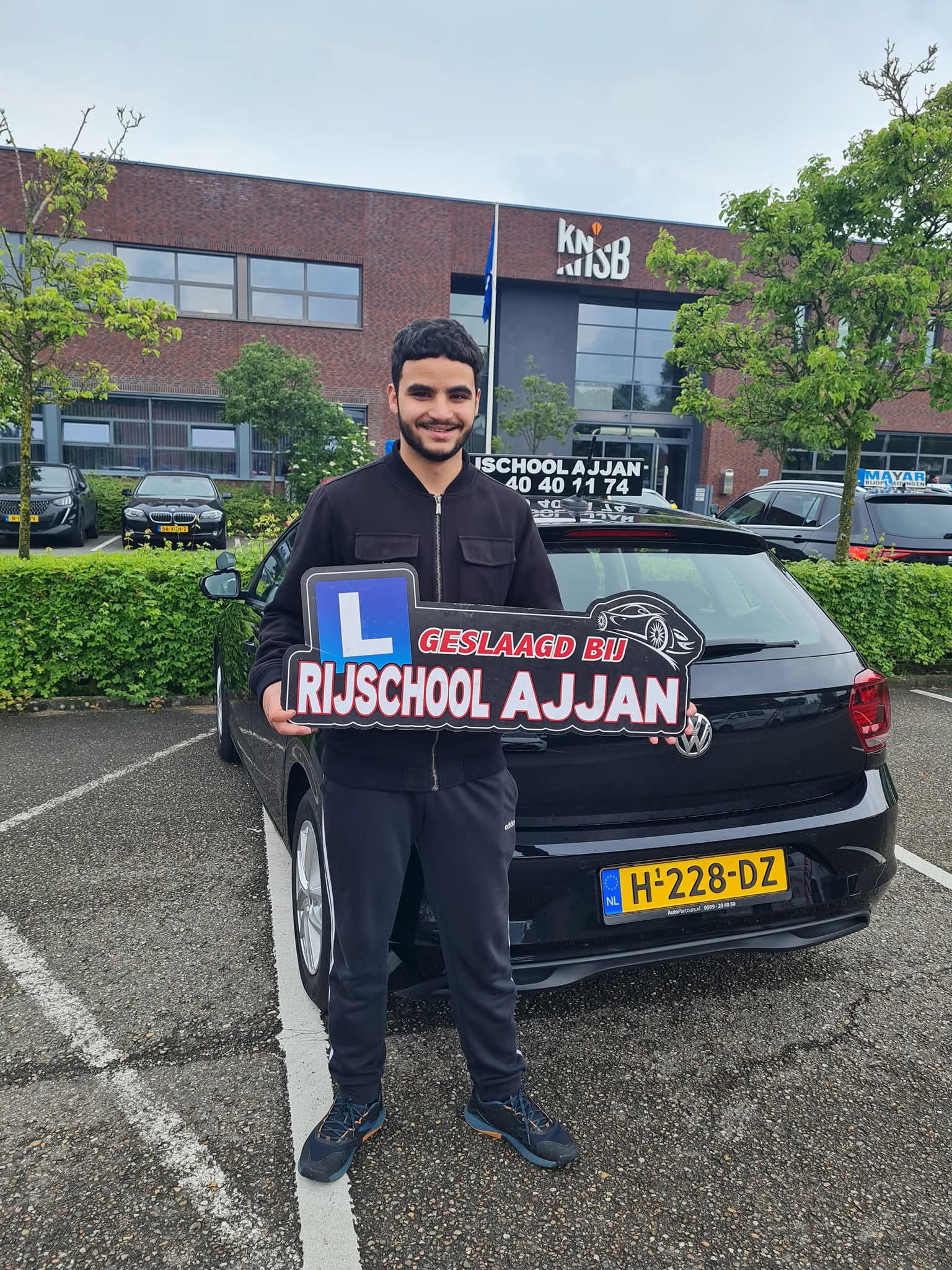 Geslaagd bij Rijschool Ajjan
